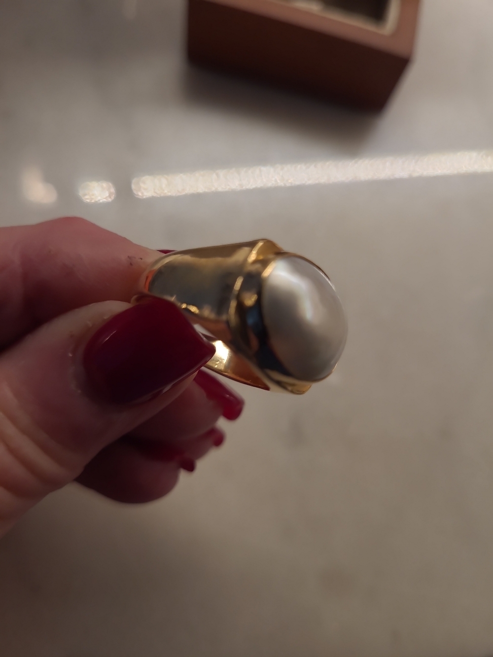 Retired James Avery Cultured Mabe Pearl Cabochon Ring in 14k Gold Sz 8 - Picture 3 of 6